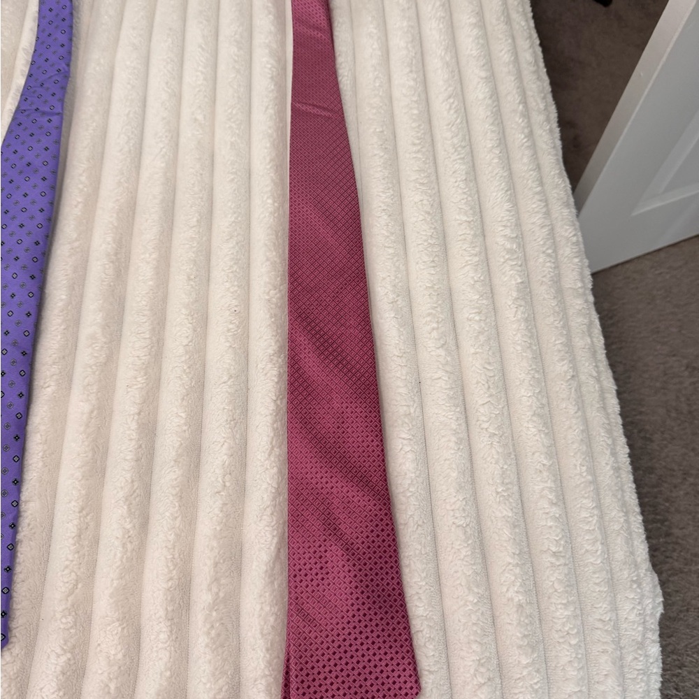 Men's Burgundy Tie